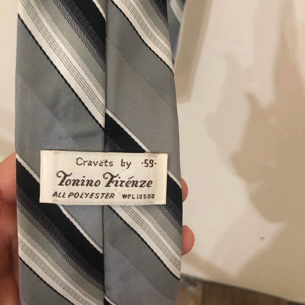 Tie - Picture 2 of 3